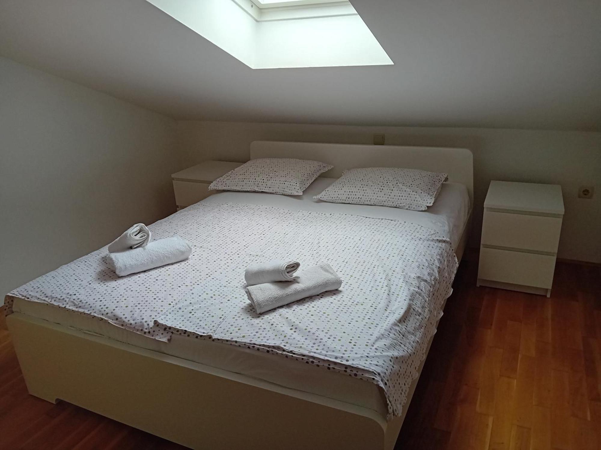 Apartmani Ana I Predrag Lopar Habitación foto